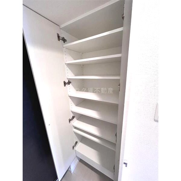 S-RESIDENCE新大阪駅前の室内写真7枚目