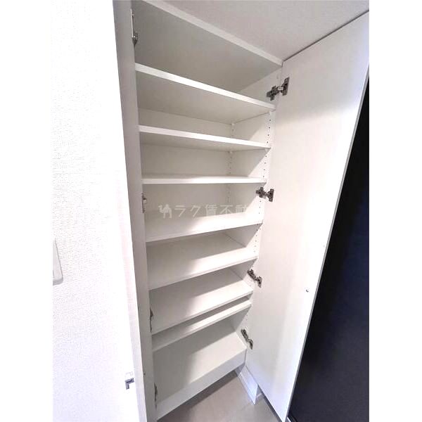 S-RESIDENCE新大阪駅前の室内写真9枚目