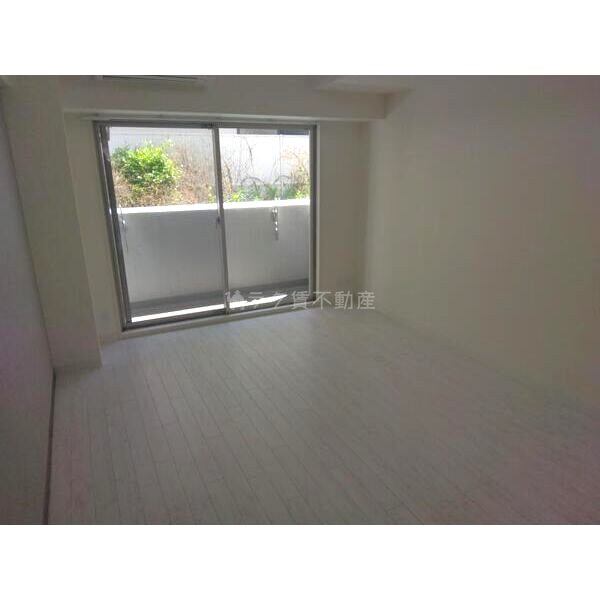 BLOOM LIFE TSUKAGUCHI(ブルームライフ塚口)の室内写真1枚目