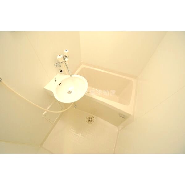 レオパレスMaeda2の室内写真6枚目