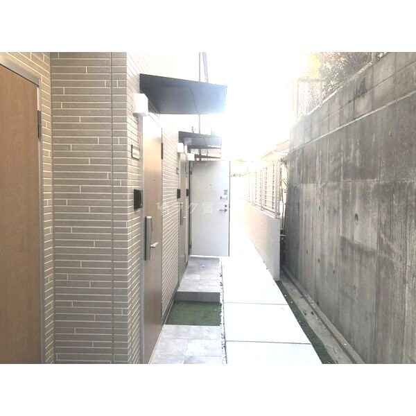 パロス苦楽園の外観3枚目