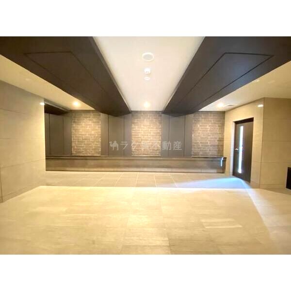 エスリードレジデンス神戸三宮の外観2枚目