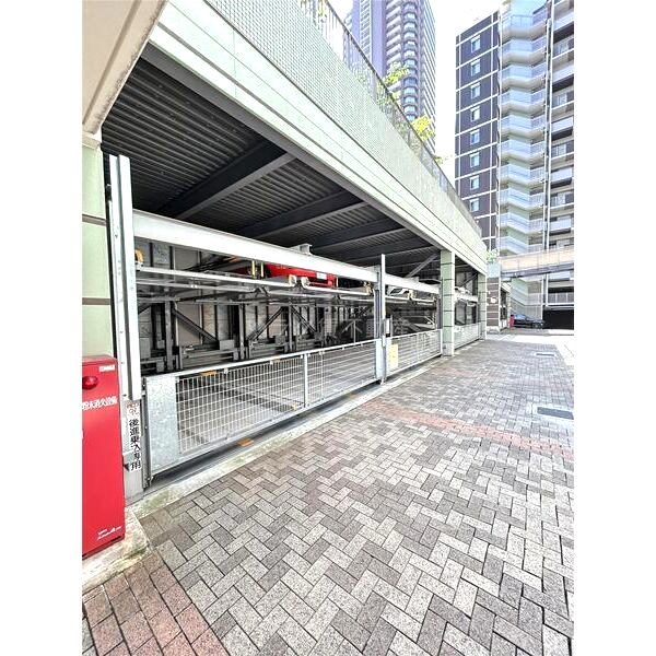 ロイヤルパークス桃坂の外観4枚目