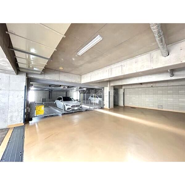 ロイヤルパークス桃坂の外観10枚目