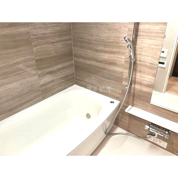 ヴェレーナシティ夙川パークナードIの室内写真7枚目