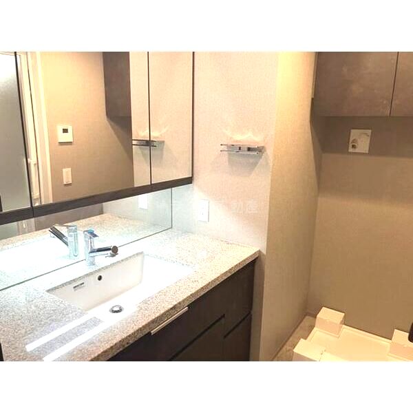 ヴェレーナシティ夙川パークナードIの室内写真9枚目