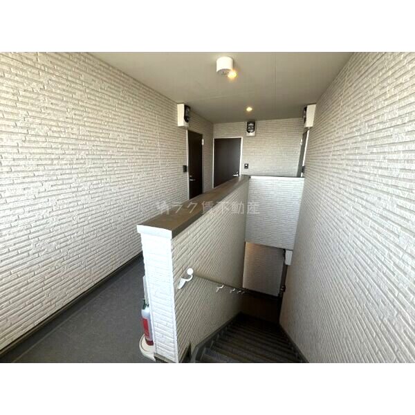 ジーメゾン東大阪寿クラディアの外観2枚目