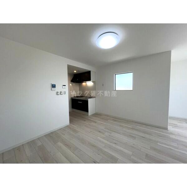 ジーメゾン東大阪寿クラディアの室内写真1枚目