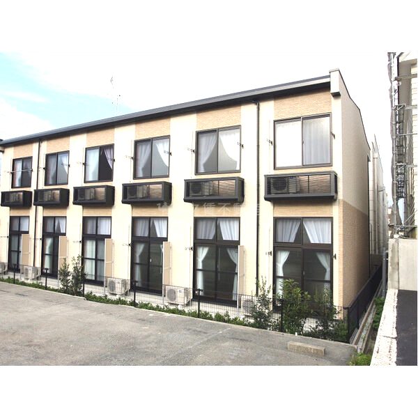 レオパレスポムール