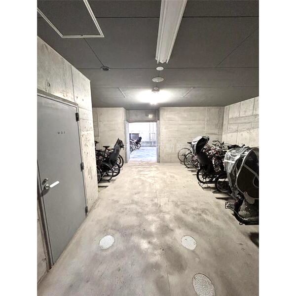 ES-Grande江坂公園の外観5枚目