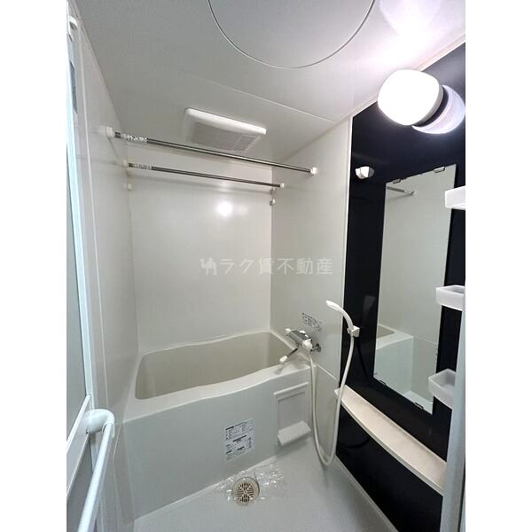 オーキッドレジデンス塚本の室内写真9枚目