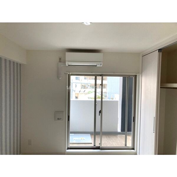 ファーストフィオーレ本町イーストの室内写真1枚目