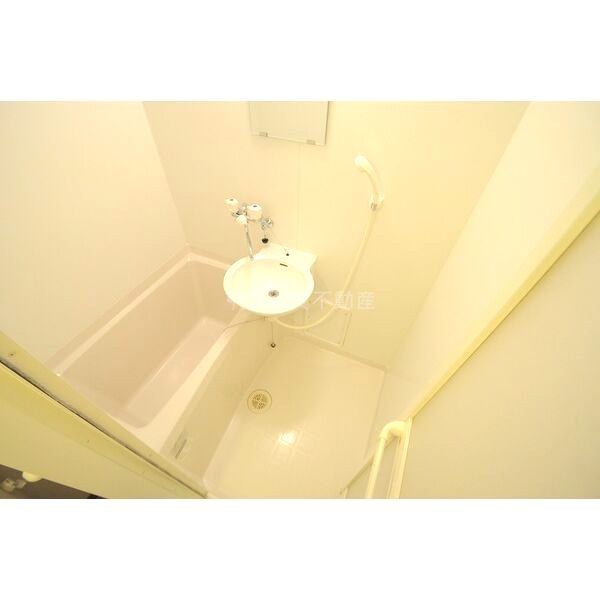 レオパレス三田ウチダ6号館の室内写真4枚目