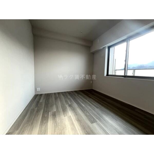 ジオタワー宝塚グランレジスの室内写真6枚目