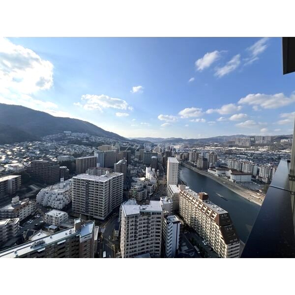 ジオタワー宝塚グランレジスの室内写真10枚目