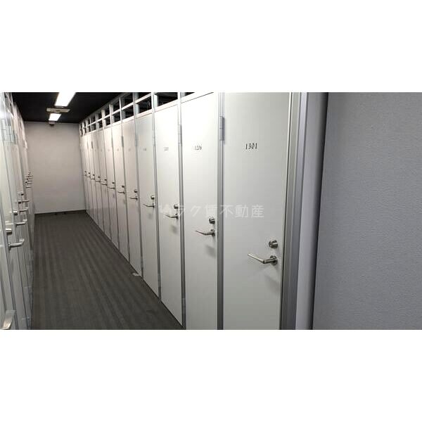 グランドロアール天満橋の外観9枚目