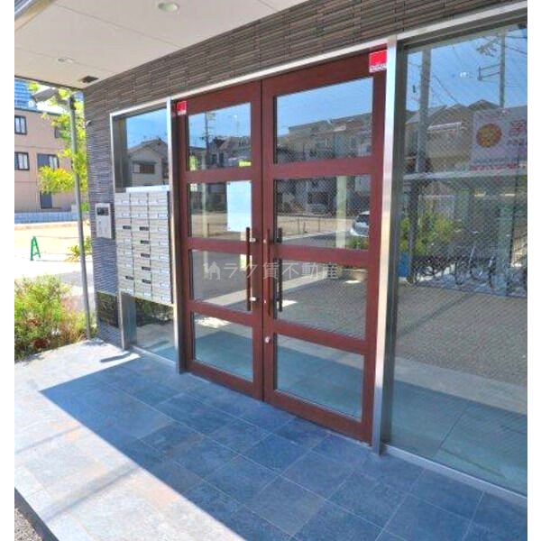 フレンセの外観2枚目