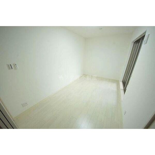 クリエオーレ中宮の室内写真2枚目