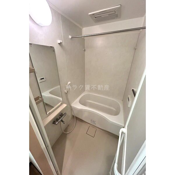 ヴィラーレ吉川の室内写真4枚目