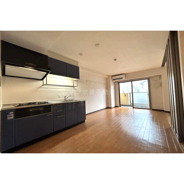 ヴィラーレ吉川の室内写真5枚目