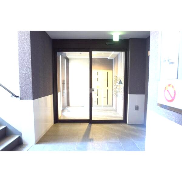 グランディールNAMBAの外観8枚目