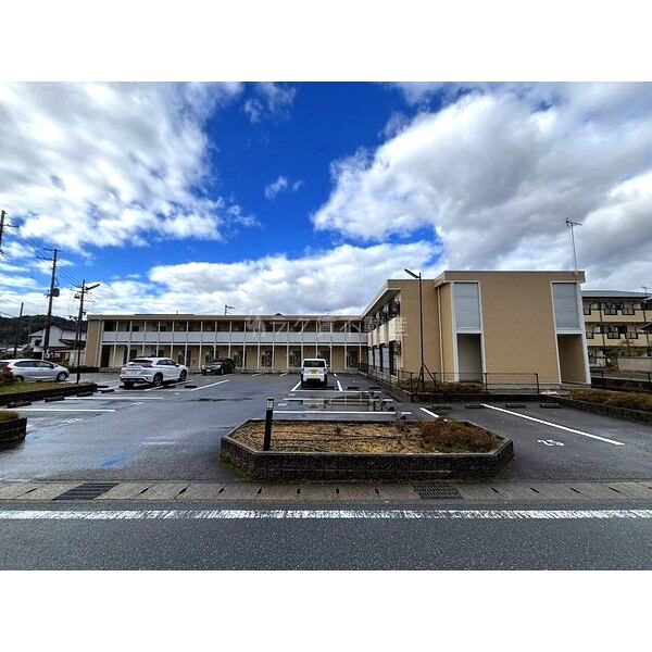 レオパレスルーエンハイムの外観2枚目