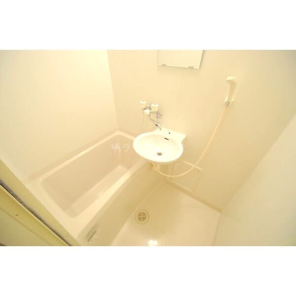 レオパレスルーエンハイムの室内写真4枚目