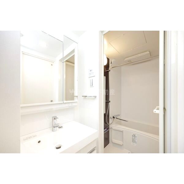 THE GARNET SUITE RESIDENCE 京都駅南の室内写真4枚目