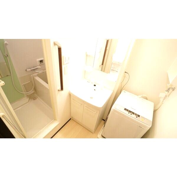 レオパレス美原丹比邸の室内写真8枚目