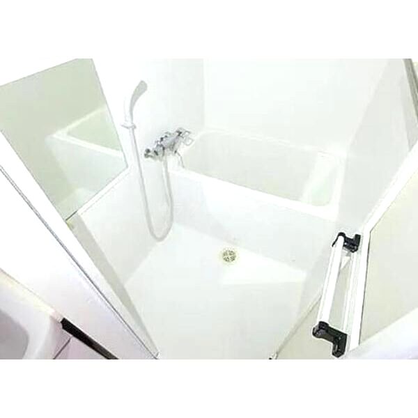 エグゼ心斎橋EASTの室内写真4枚目