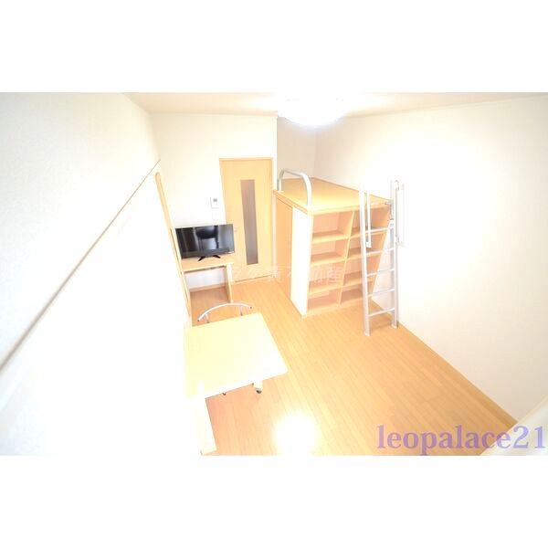 レオパレスセジュール高槻の室内写真10枚目