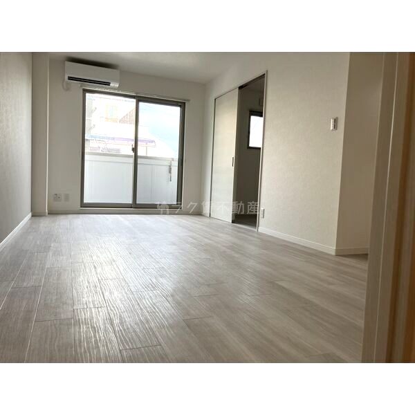 SOLASIAresidence九条の室内写真3枚目