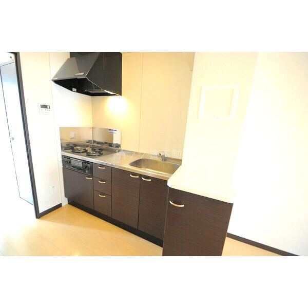 レオネクストエイザの室内写真7枚目