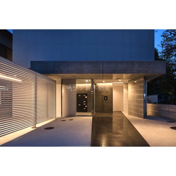 パークテラス花谷の外観2枚目