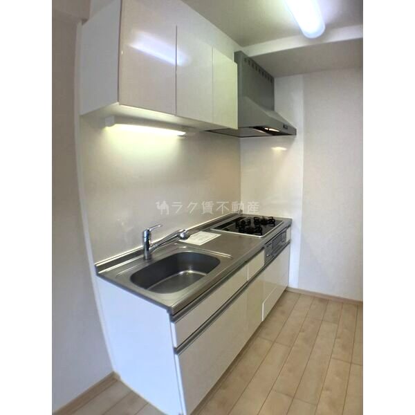 西舞子壱番館の室内写真2枚目