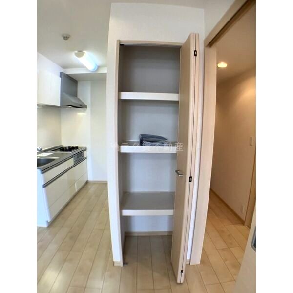 西舞子壱番館の室内写真6枚目