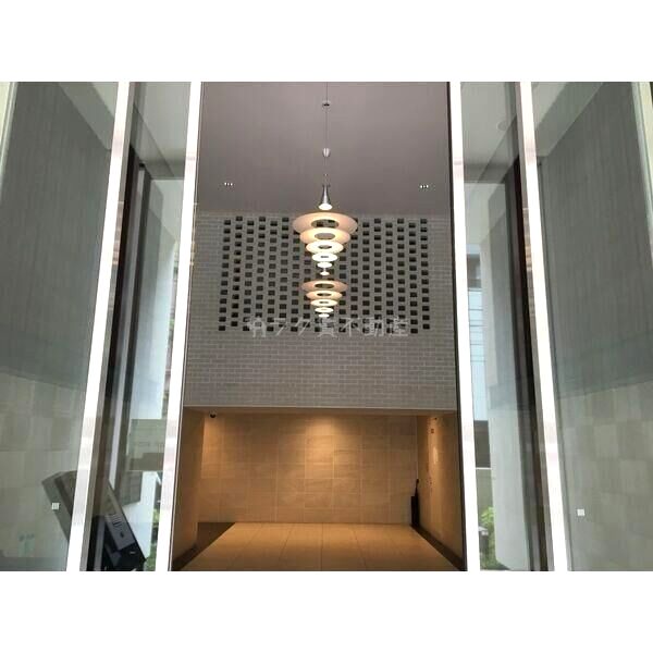 セイル淀屋橋の外観3枚目