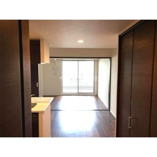 セイル淀屋橋の室内写真3枚目