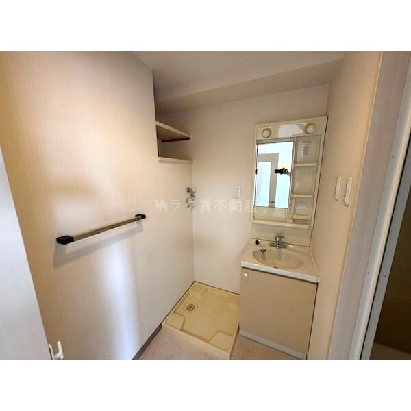 ウィンベル同心1丁目の室内写真4枚目