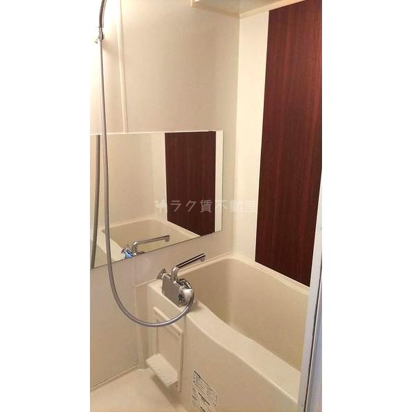 ドゥエリング桜川の室内写真1枚目