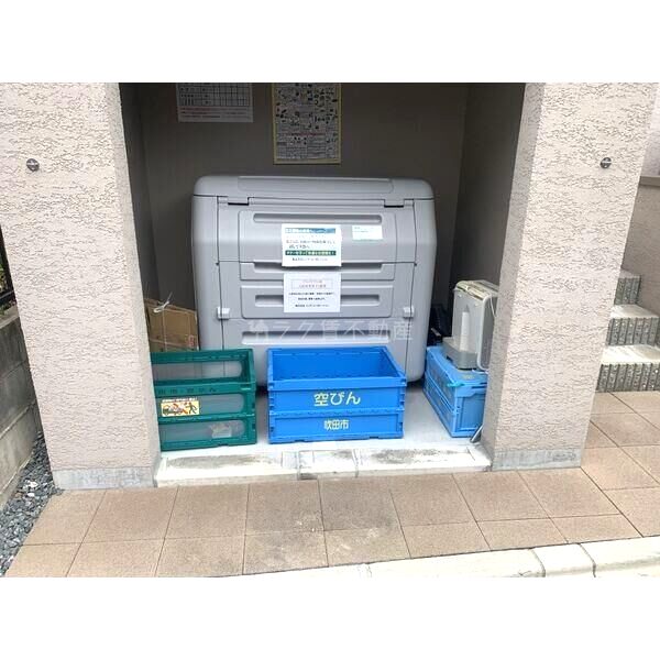 プルメリア江坂の外観4枚目