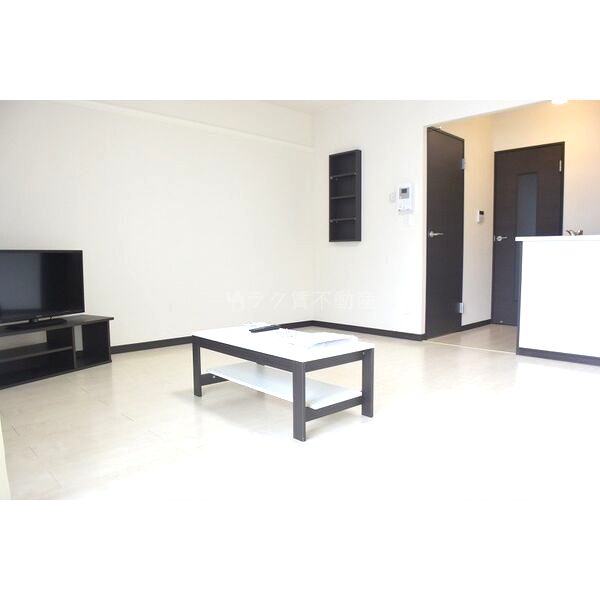 レオネクスト南花屋敷IIの室内写真8枚目