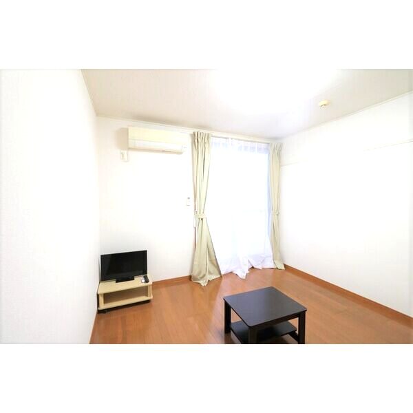 レオパレス鳴滝の室内写真10枚目