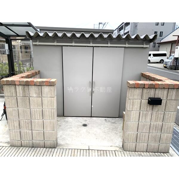 シャルム高石の外観3枚目