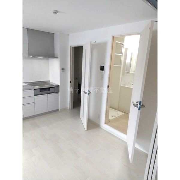 プラウデストコート西堤の室内写真7枚目