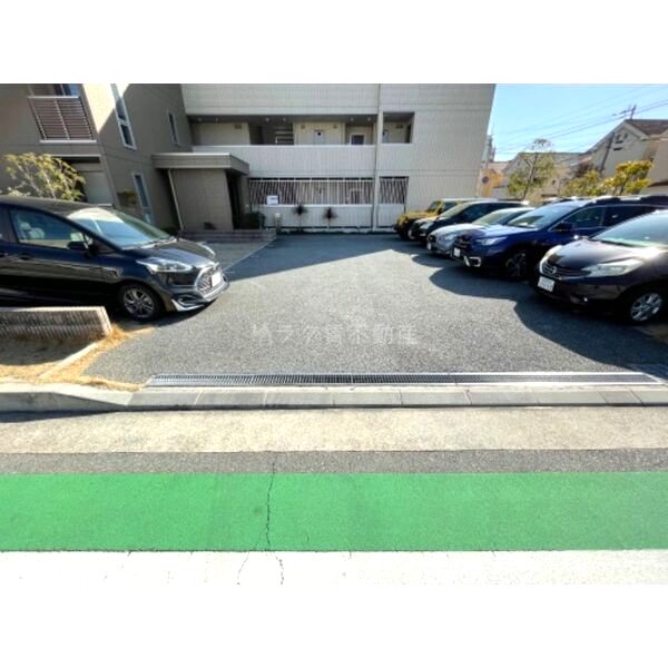 Rana Courtの外観2枚目