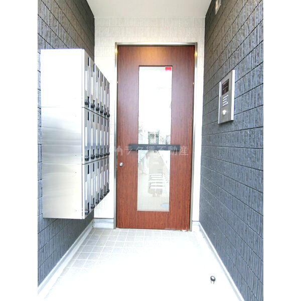 リブリ・グレンヌの外観2枚目