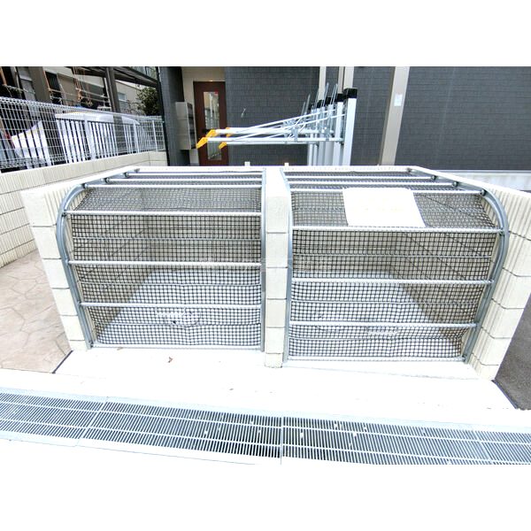 リブリ・グレンヌの外観4枚目