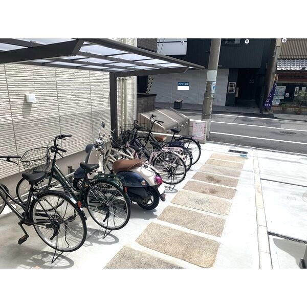 パーシモン中もずの外観4枚目