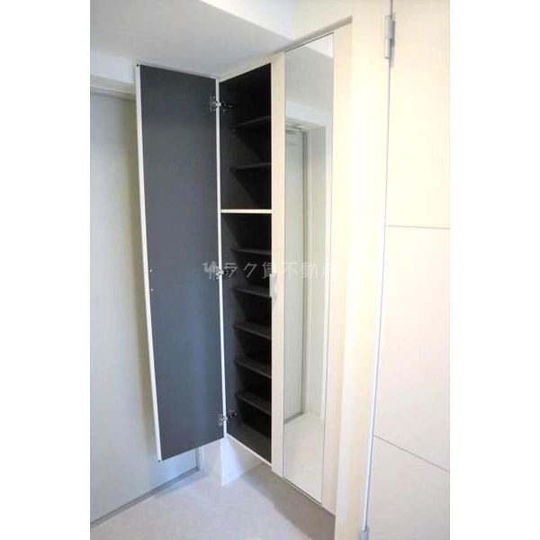 グランパシフィック今里Luxeの室内写真6枚目